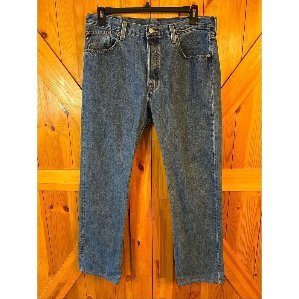 Levi’s 501 Jeans Mens 38 Blue Denim Jeans Button Fly Straight Leg (8361)
